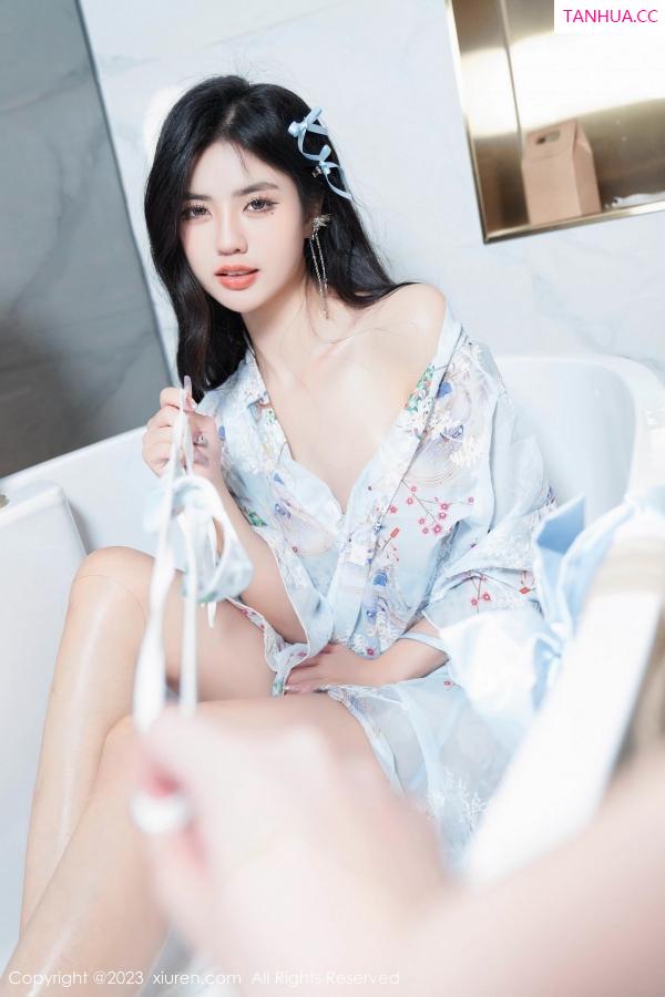 李浅浅  [XiuRen]高清写真图 2023.06.15 No.6924 浅浅Danny 丝袜美腿第63张图片